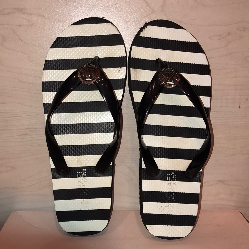 Flip flops
